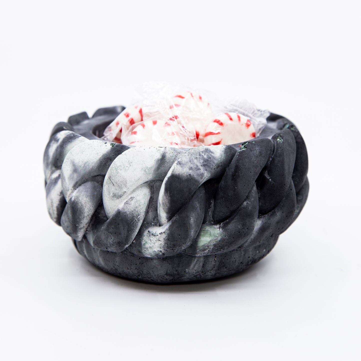Cuban Link Concrete Dish (Black Marble)