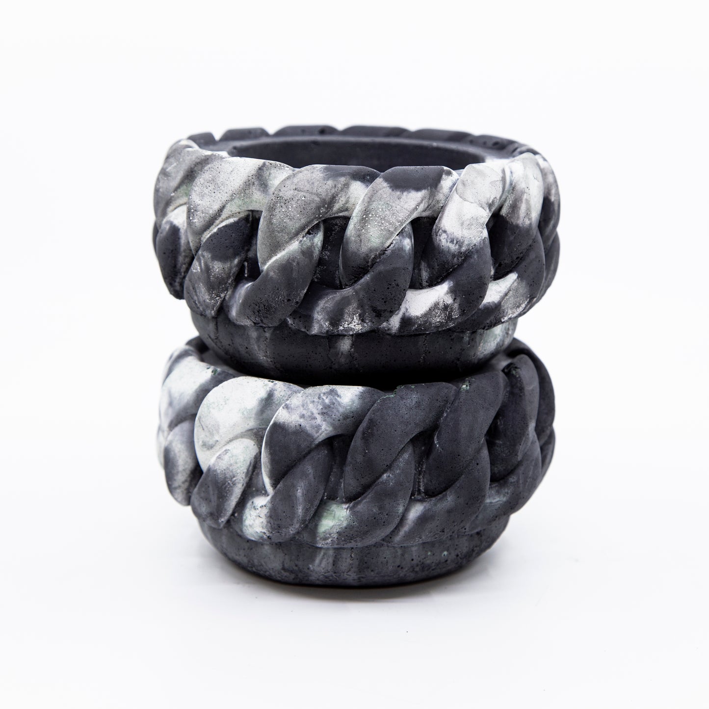 Cuban Link Concrete Planter (Black Marble)