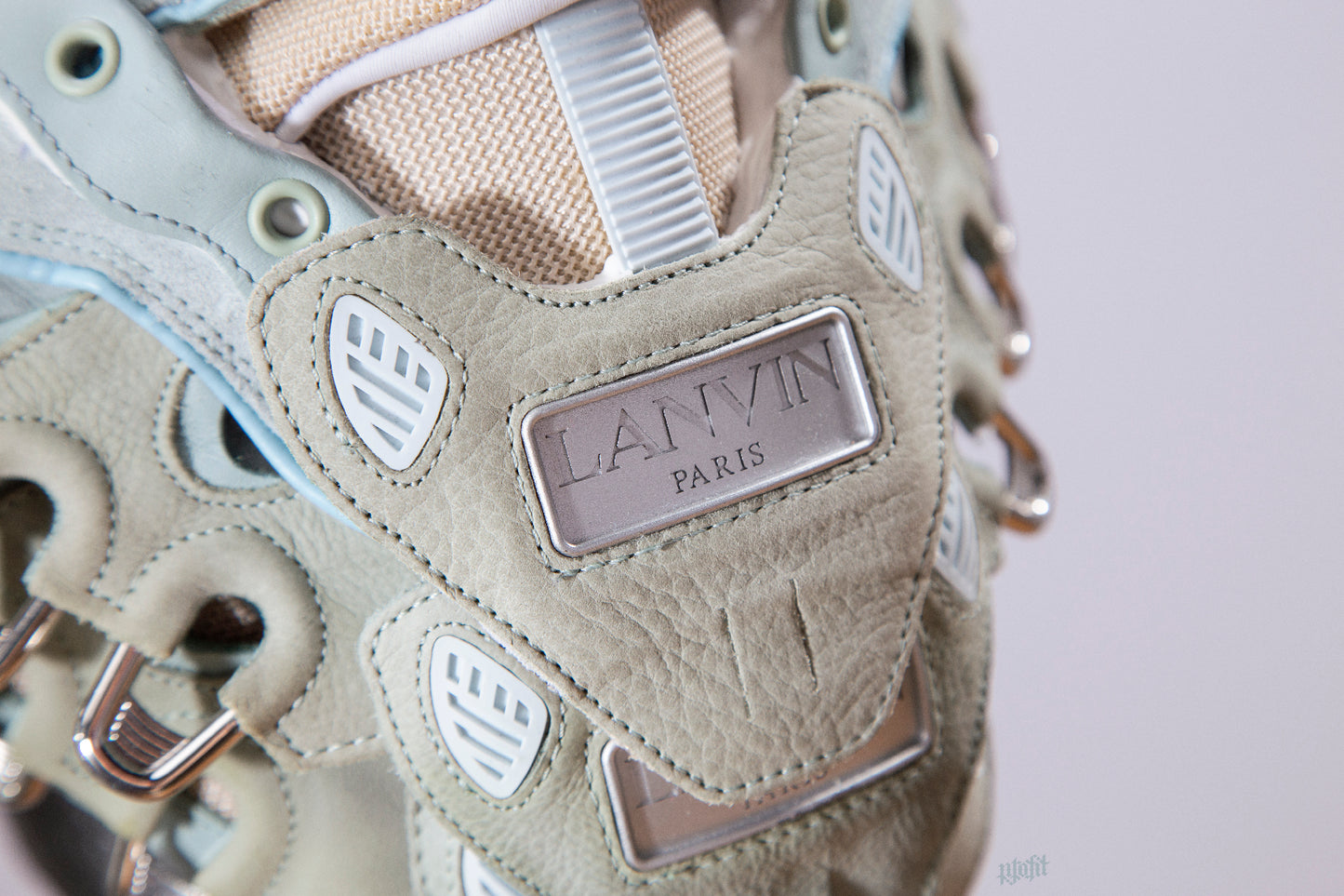 No.221: Lanvin Curb Mask