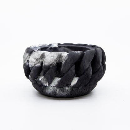 Cuban Link Concrete Planter (Black Marble)