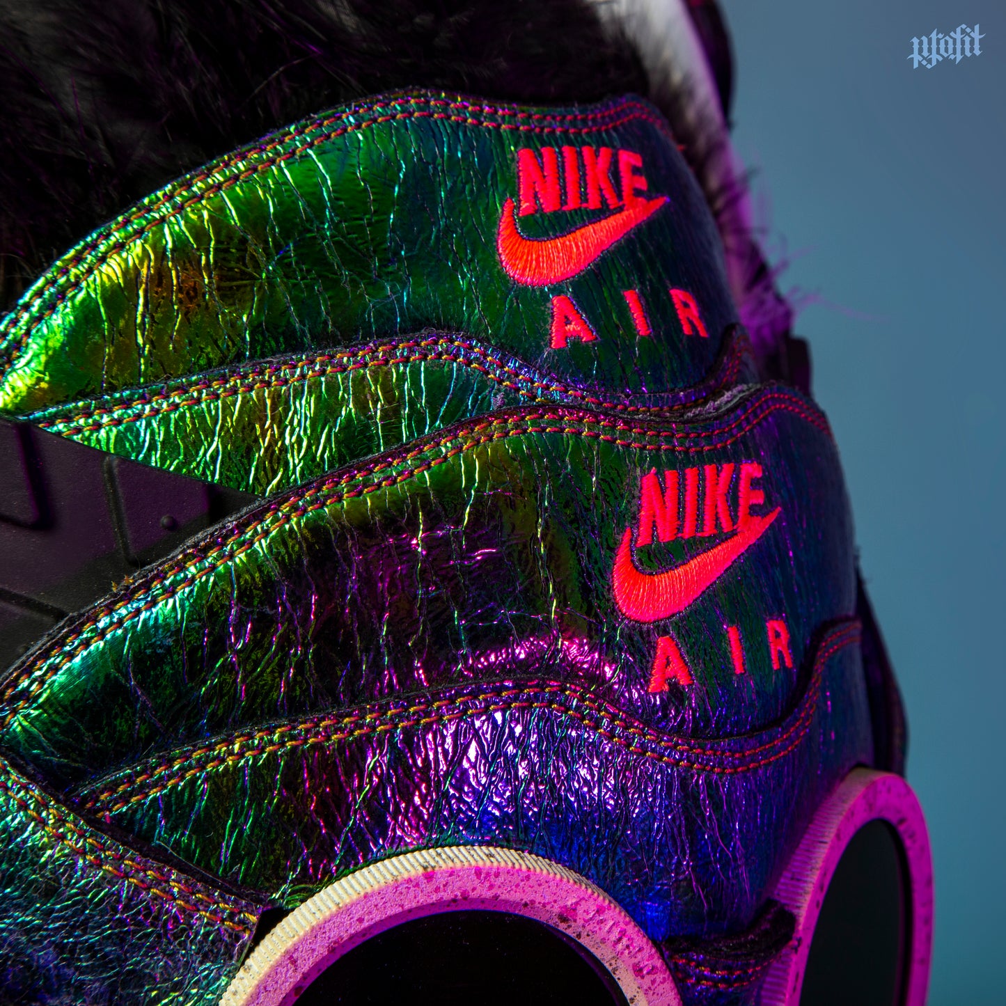 No.166: Air Max 1 Hummingbird Gas Mask