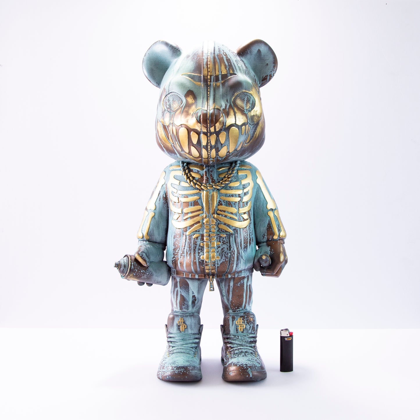 SUNKEN: DEDAZZ Bear With Me 24-inch Figure